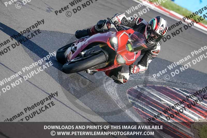donington no limits trackday;donington park photographs;donington trackday photographs;no limits trackdays;peter wileman photography;trackday digital images;trackday photos